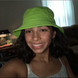 Meet your Posher, Theresa